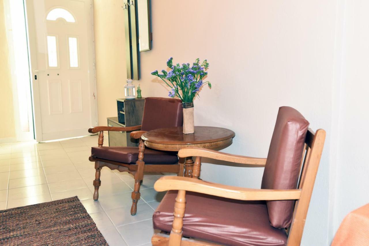 Betty'S House Apartment Питагорио Екстериор снимка
