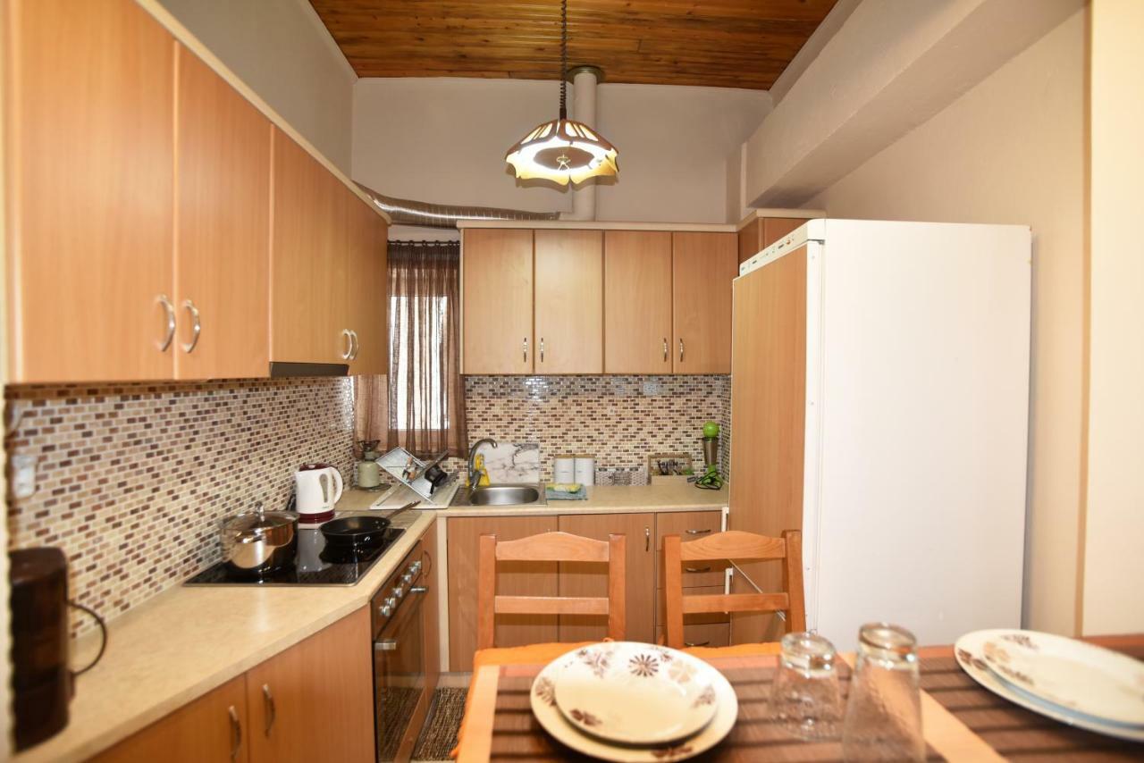 Betty'S House Apartment Питагорио Екстериор снимка