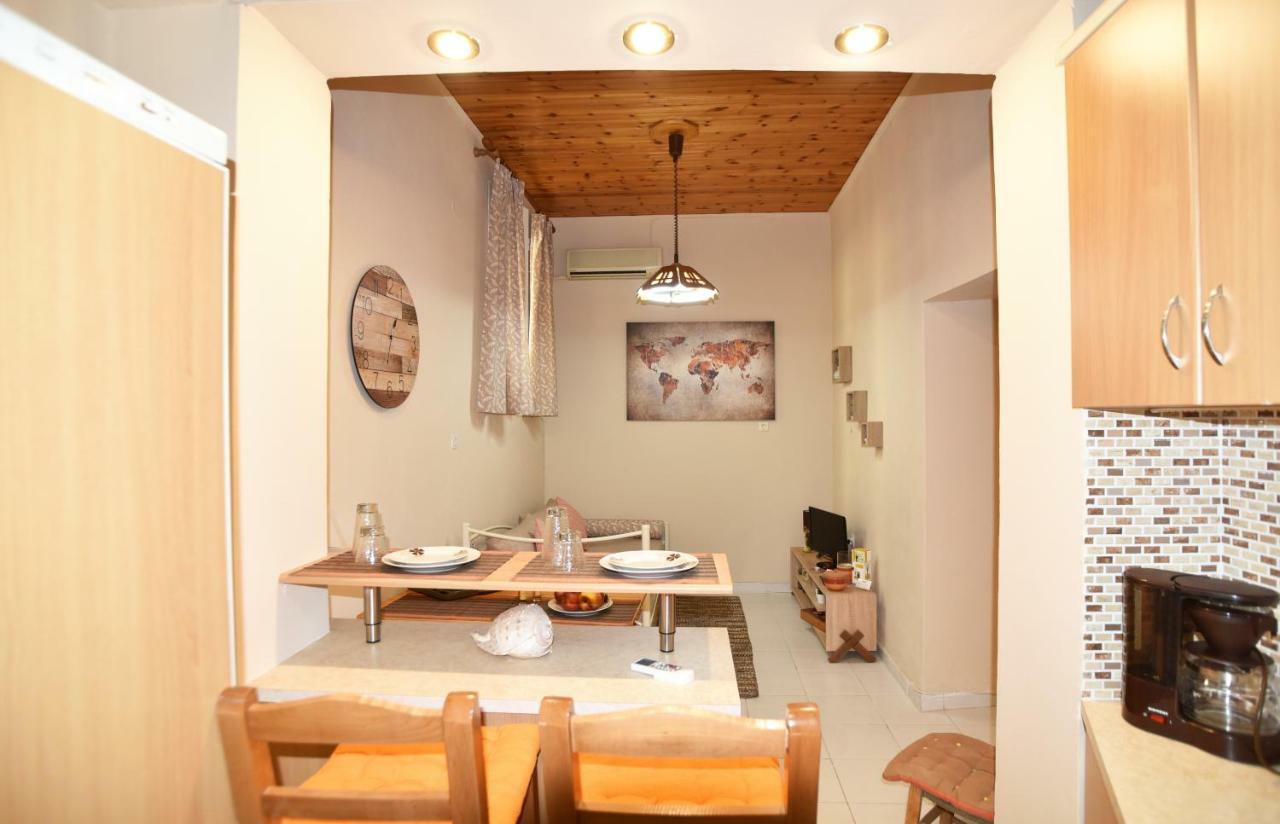 Betty'S House Apartment Питагорио Екстериор снимка